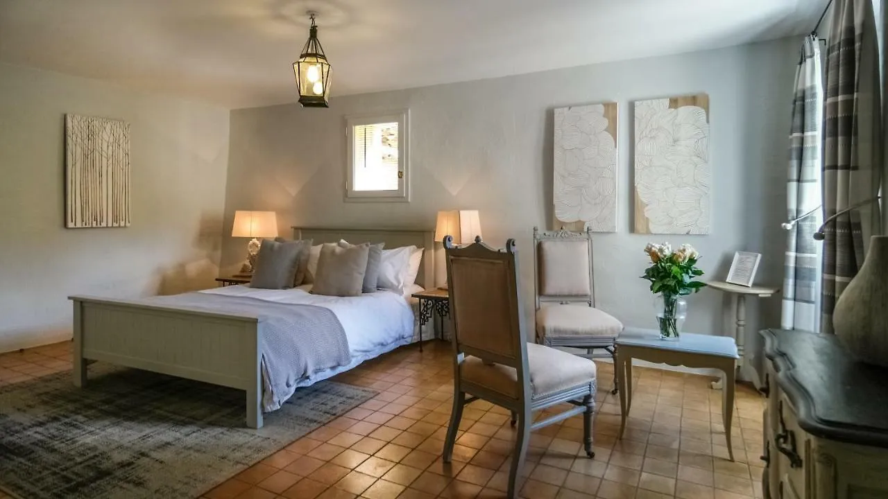 Bed & Breakfast La Ferme Des Belugues Bed and Breakfast Le Barroux